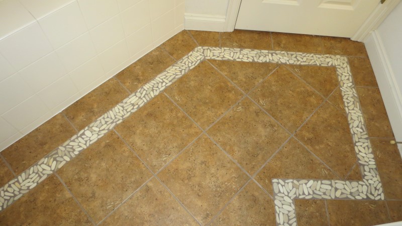 Installation Bathroom Remodeling, How To Install Tile Border On Floor