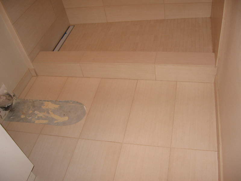 Floor pattern is square.