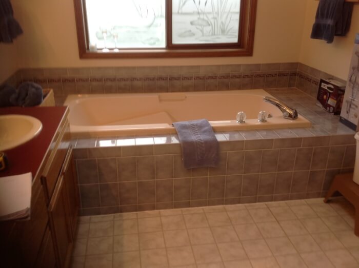 Old Sammamish Bathroom tile before